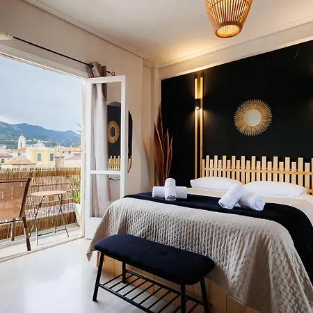 아파트 Historical View 칼라마타