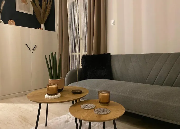 Historical View * Calamata